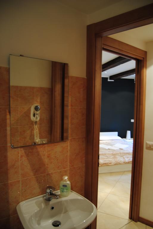 Suite Tower Бергамо Экстерьер фото